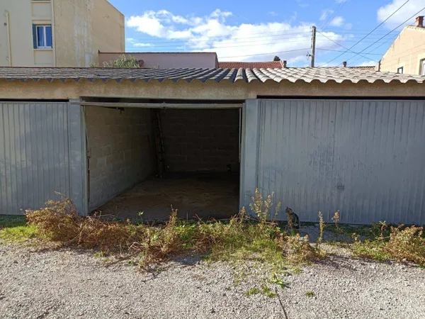 Parking 16 m² 