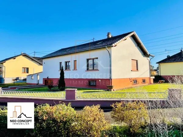 Maison de plain-pied 5 pièces 102 m² 
