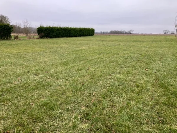 Terrain 1042 m² 