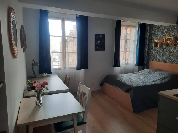Loue studio 22m² proche port Toulon 
