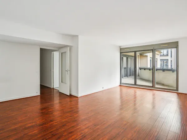 Paris 14e - Villa Lourcine - Grand 3 pièces avec terrasse et parking 