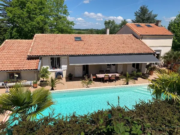 Maison de luxe 6 pièces 180 m² 