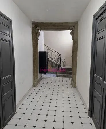 Studio 1 pièce 10 m² 