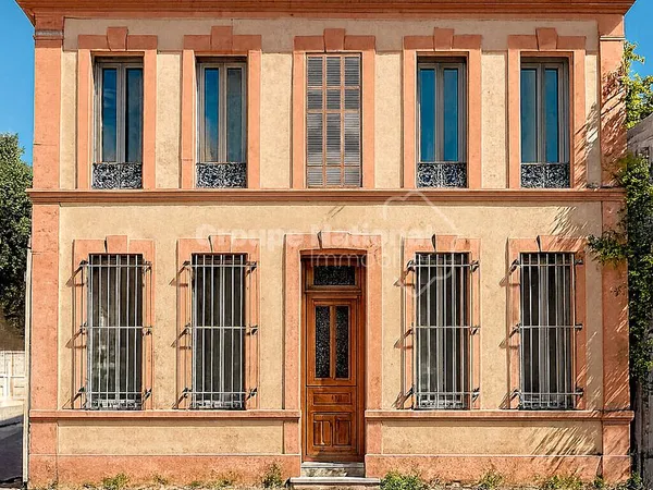 Immeuble de rapport 222 m² 