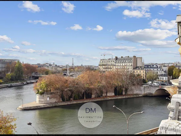 Appartement 2 pièces 82 m² 