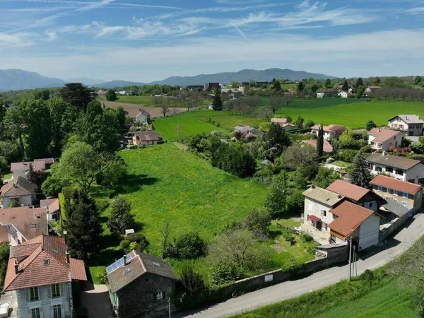 Terrain 639 m² 