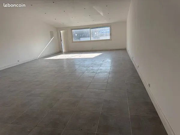 Local commercial 58 m² 