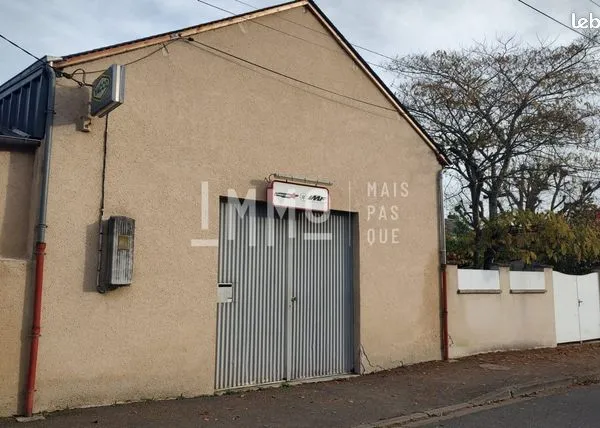 Local commercial 110 m² 