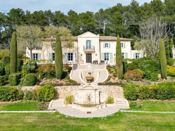 Propriété de Prestige aux Pinchinats - Aix-en-Provence 