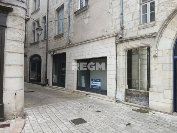 Local commercial 310 m² 