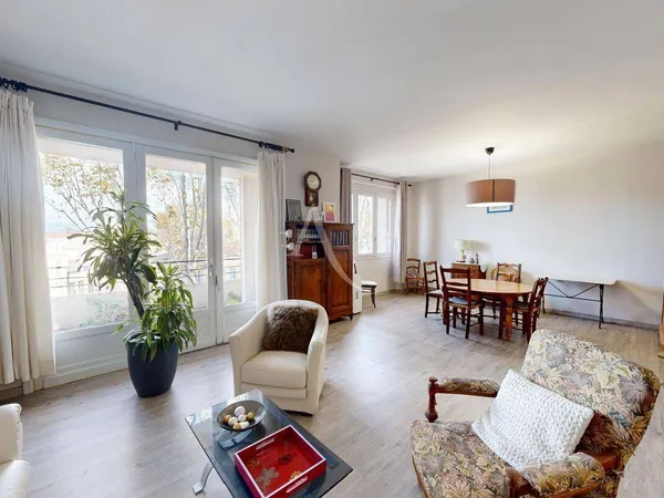 Appartement 3 pièces 96 m² 