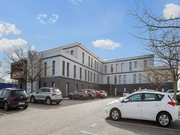 Bureaux 874 m²