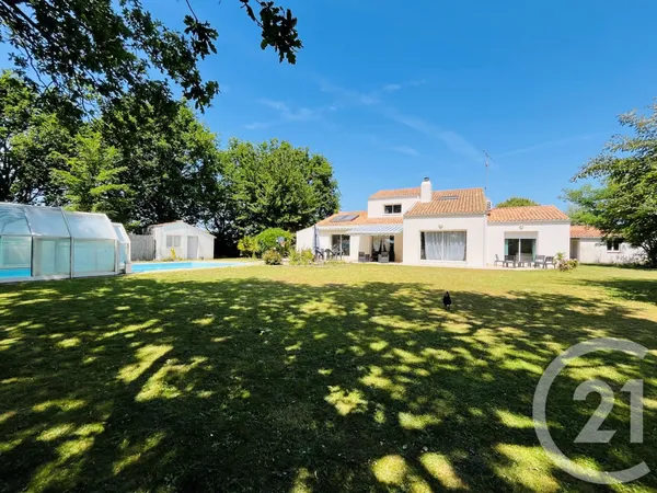 Maison 8 pièces 178 m² 