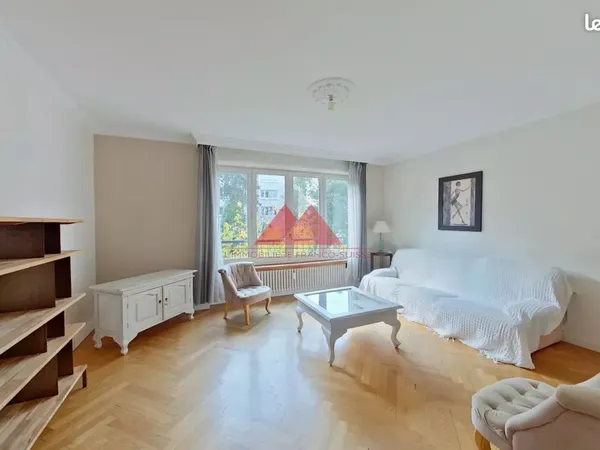 Appartement 4 pièces 91 m² 