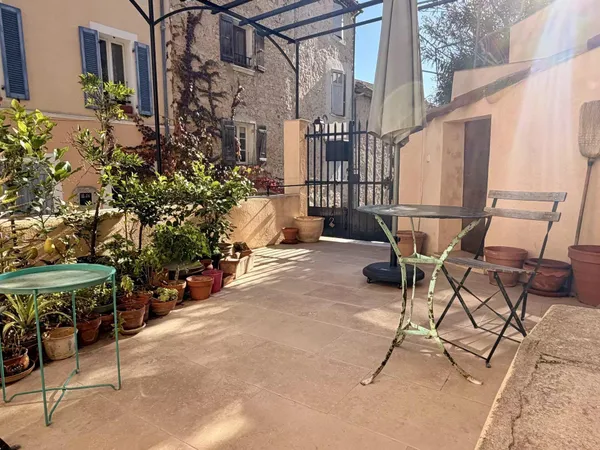 Charmante Maison de Village avec Terrasses 