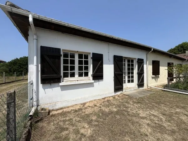 Maison de bourg de 4 pièces principales 