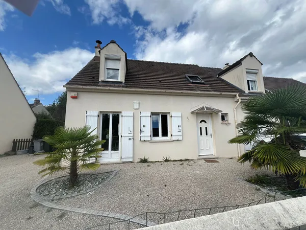 Maison Proche centre et école Lamorlaye 