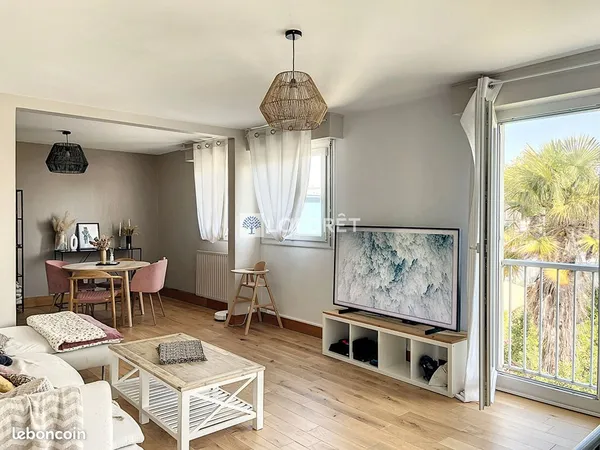 Appartement 4 pièces 82 m² 