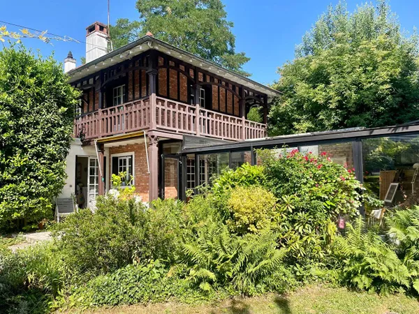 Maison 6 pièces 140 m² 