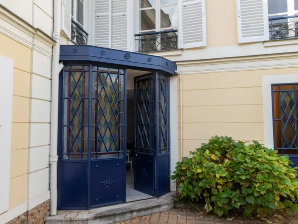 Maison/Villa 10 pièces 298 m² 