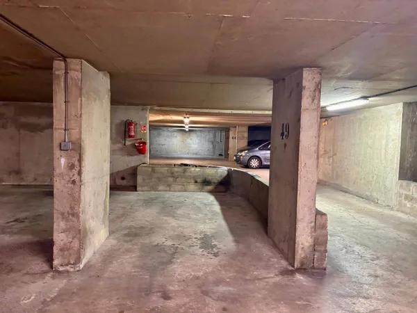Parking 12 m² 