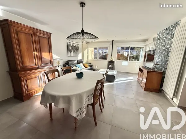 Maison 6 pièces 122 m² 