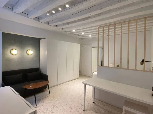 Studio 1 pièce 23 m² 