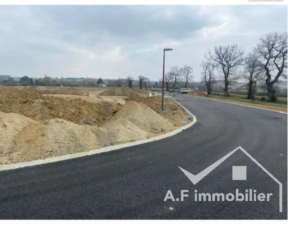 Terrain 400 m² LASSERRE-PRADERE 