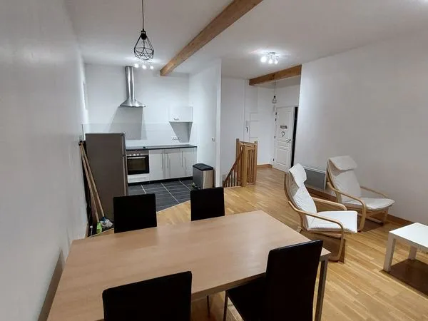 T2 (60M2) DUPLEX meublée 