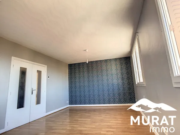 Appartement CLERMONT-FERRAND 3 pièces 64 m² 