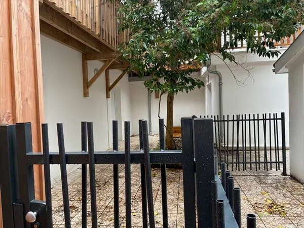 Vends appartement magnifique proche centre et plage 