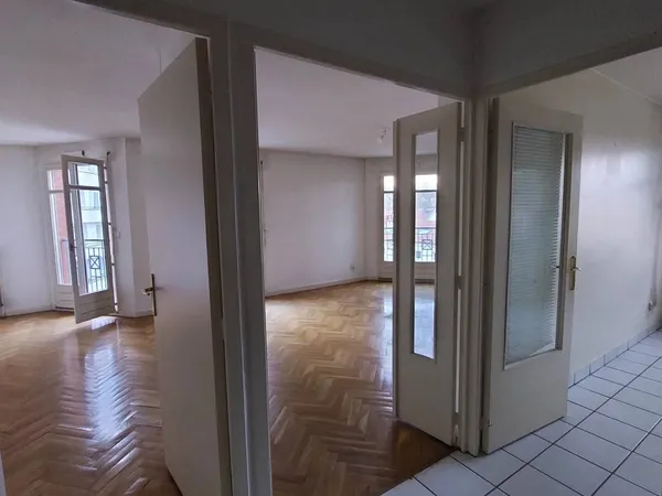 Appartement 4 pièces 83 m² 