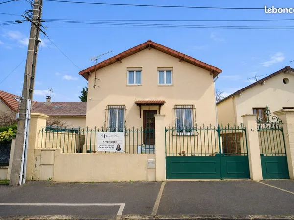 Propriété 4 pièces 101 m² 