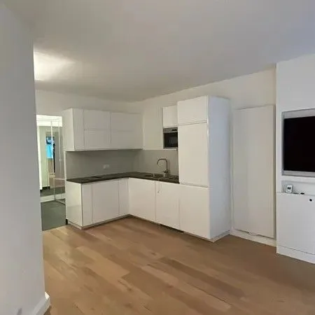 Studio 1 pièce 26 m² 