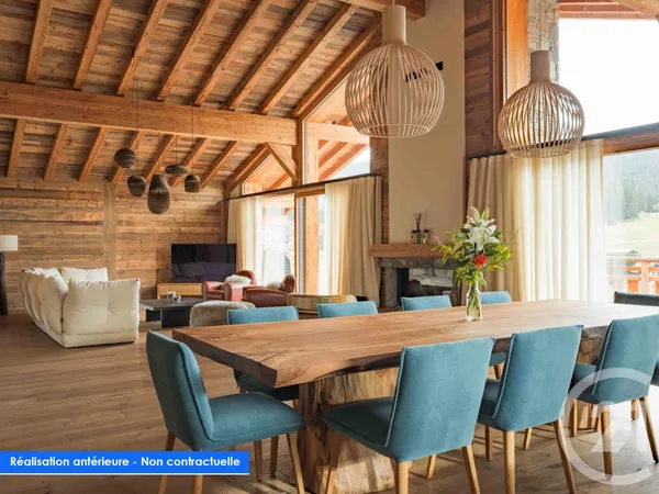 Maison 10 pièces 332 m² 