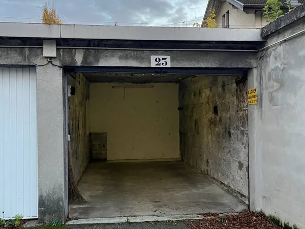 Parking 14 m² 