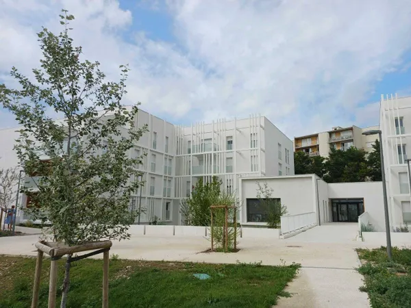 Appartement 3 pièces 74 m² 