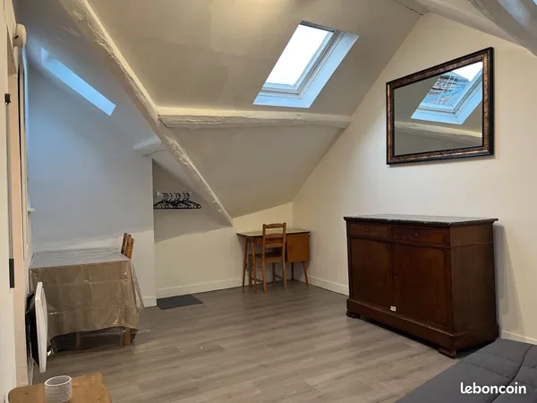 Location Appartement 20m2 meublé Fontainebleau 