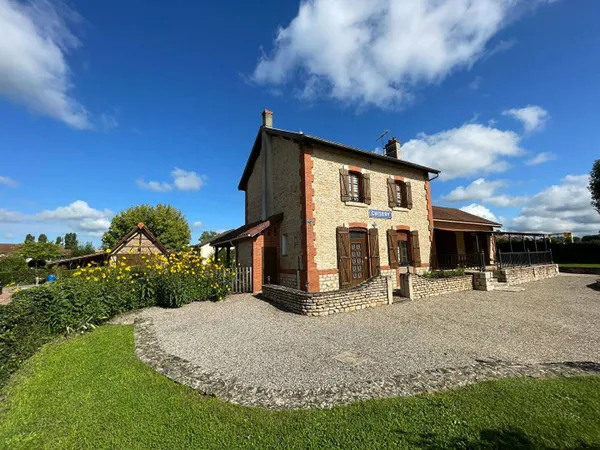 Maison 8 pièces 159 m² 