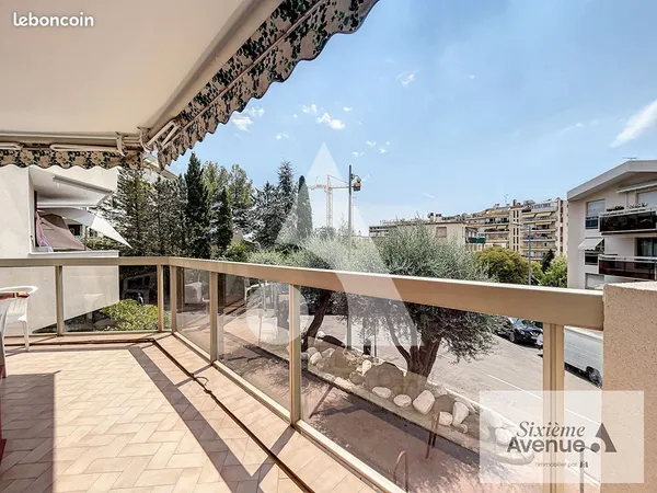 Appartement studio LE CANNET 23 m² SECTEUR GRANDE BRETAGNE/ CANNET MAIRIE + CAVE 