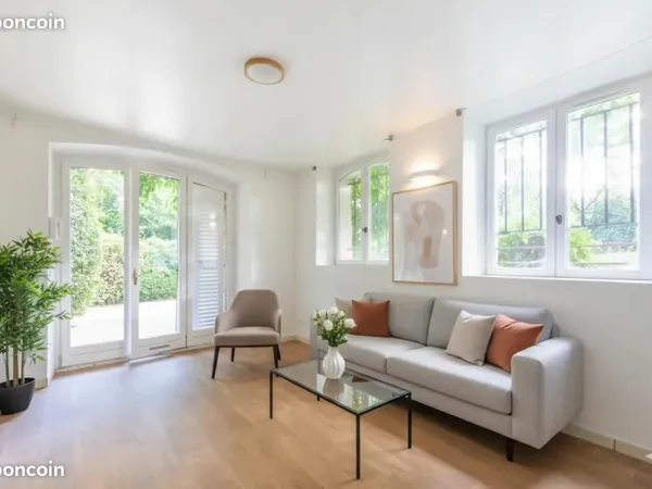 Le charme de la meulière : Studio sans vis-à-vis 