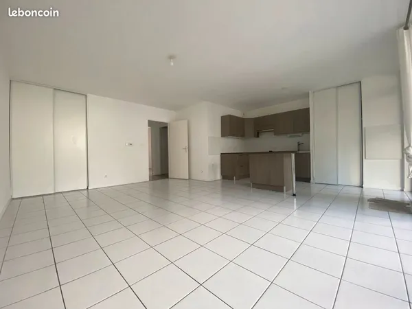 Appartement T3 de 65m2 + parking sous-sol à Blagnac 