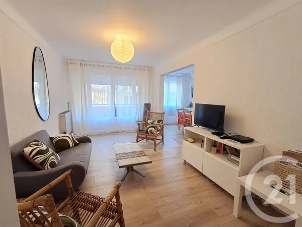 Appartement 3 pièces 65 m² 