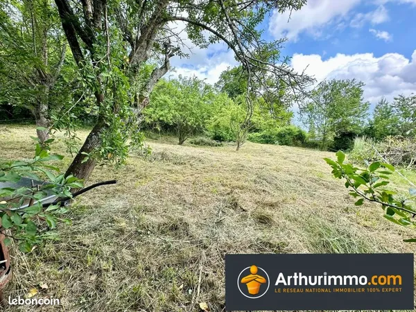 Terrain 703 m² Jouy-sur-Morin 