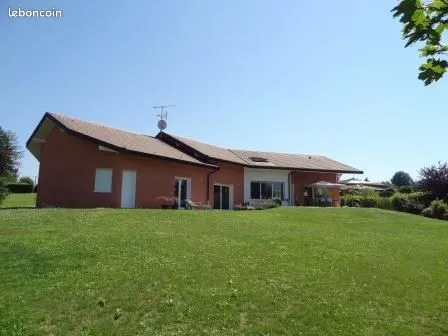 Villa 5 pièces 237 m² 