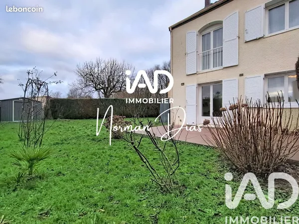 Maison 6 pièces 104 m² 