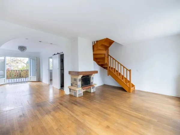 Maison 5 pièces 135 m² 