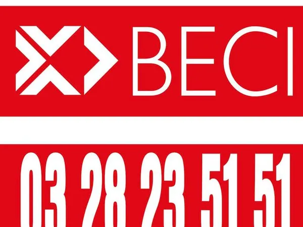 Bureaux 977 m² Téteghem 