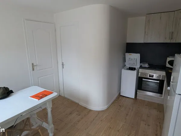 T1 28 m2 avec terrasse privée 