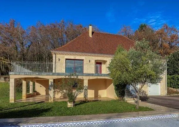 Maison 6 pièces 155 m² 